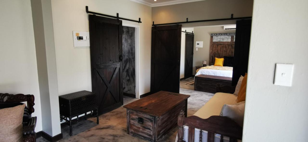 River Rock Lodge Parys Luaran gambar
