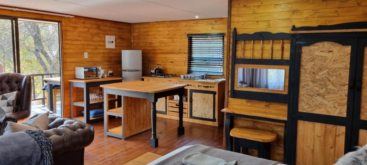River Rock Lodge Parys Luaran gambar