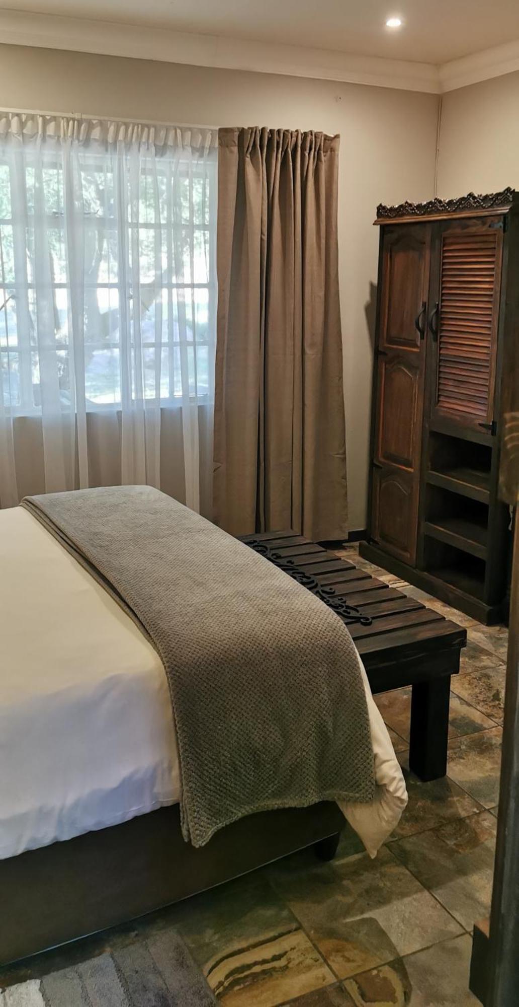 River Rock Lodge Parys Bilik gambar