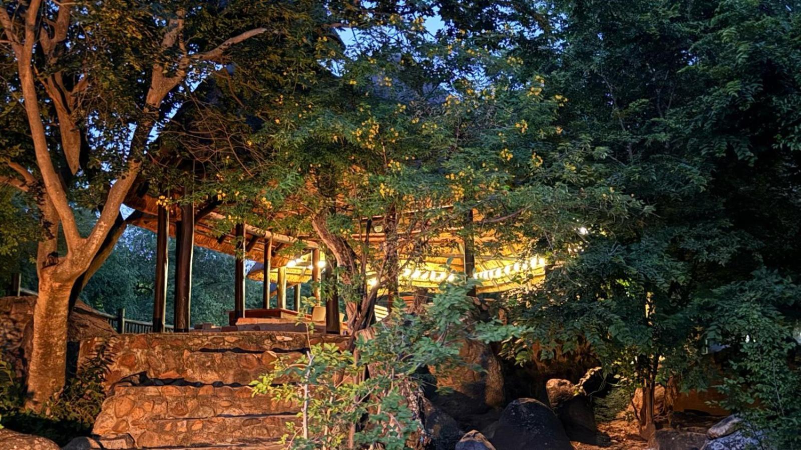 River Rock Lodge Parys Luaran gambar