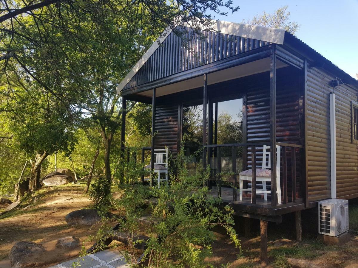 River Rock Lodge Parys Luaran gambar